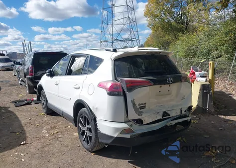2016 Toyota Rav4 Se из США, поврежденный, VIN JTMJFREV1GJ075998